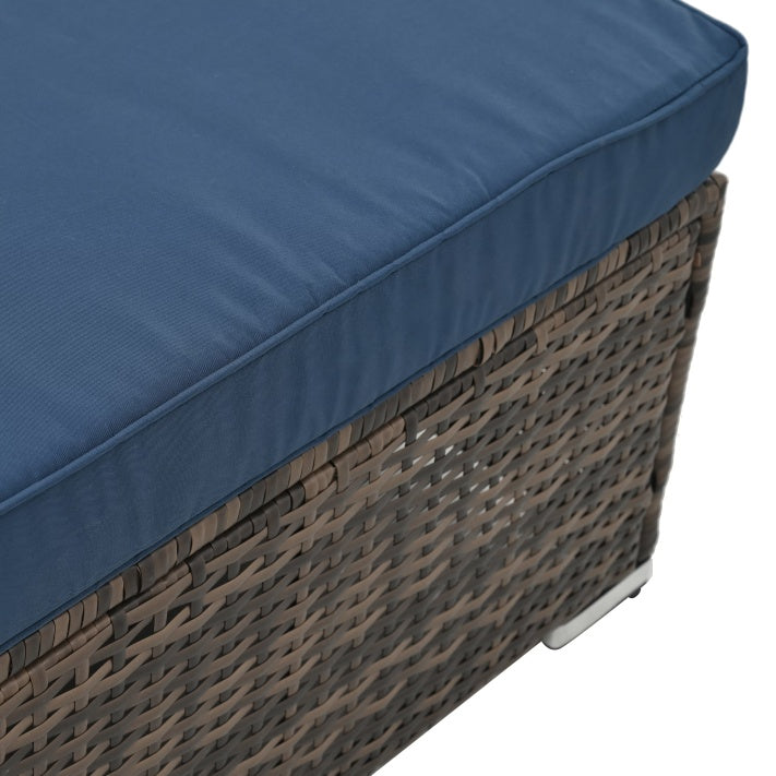 4- Piece PE Wicker Patio Furniture Set/ Tempered Glass Table