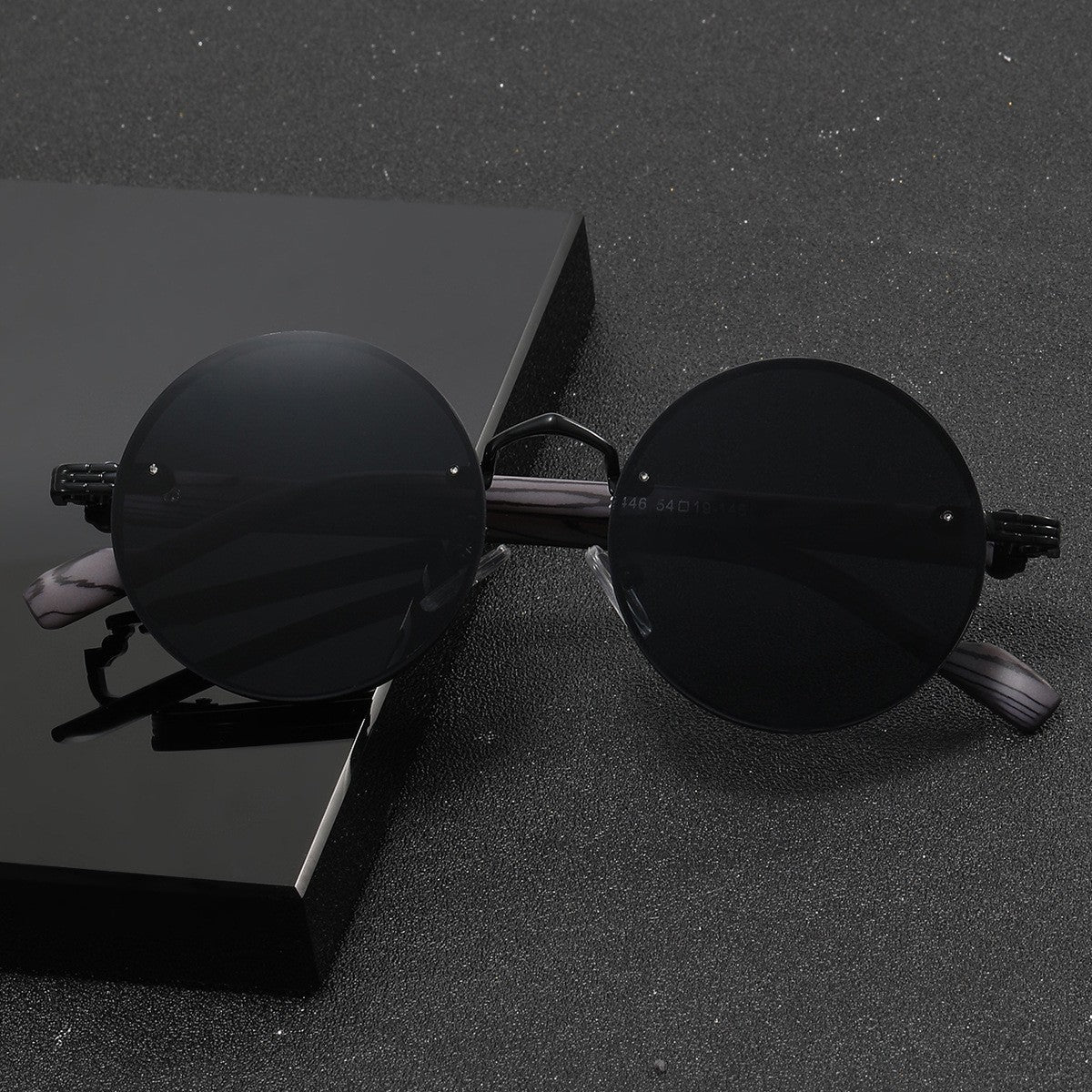 Retro Round Punk Sunglasses